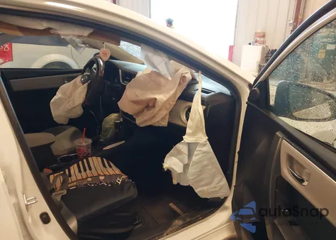 2018 Toyota Corolla Le from USA, damaged, VIN 2T1BURHEXJC123782